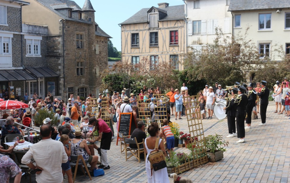 Festival des arts de rue 10 et 11 août 2024